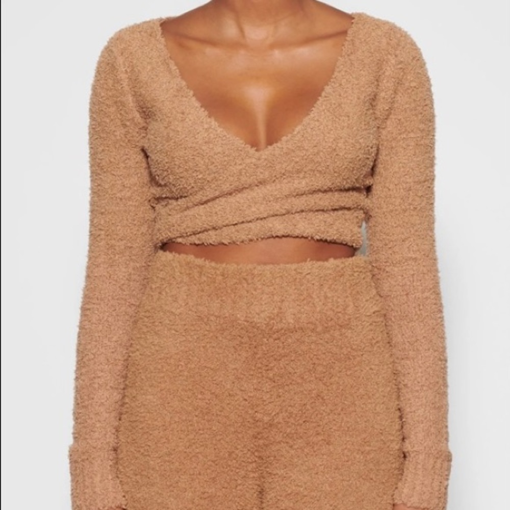 NWOT Skims cozy knit wrap top large/X-Large